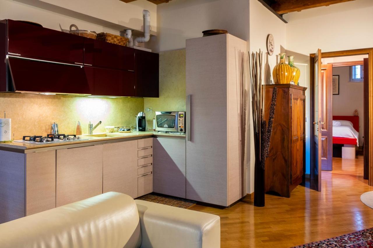 Ferienwohnung Ai Cinque Archi Verona Exterior foto