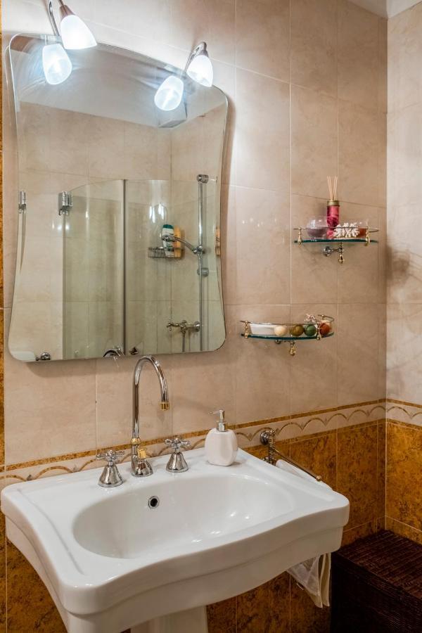 Ferienwohnung Ai Cinque Archi Verona Exterior foto